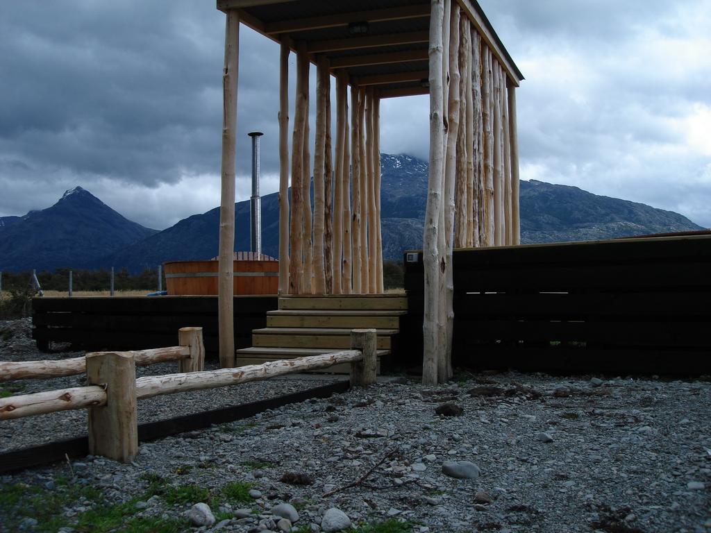 Robinson Crusoe Deep Patagonia Villa Villa O'Higgins Bagian luar foto