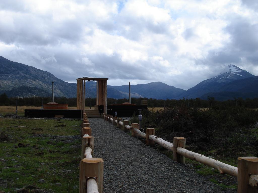 Robinson Crusoe Deep Patagonia Villa Villa O'Higgins Bagian luar foto