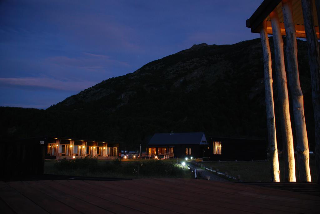 Robinson Crusoe Deep Patagonia Villa Villa O'Higgins Bagian luar foto